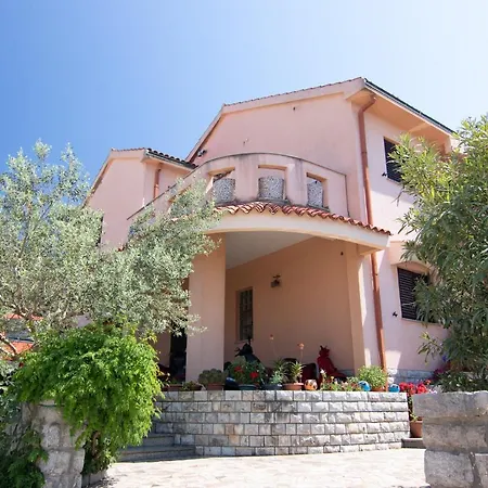 Apartman Floris * Punat